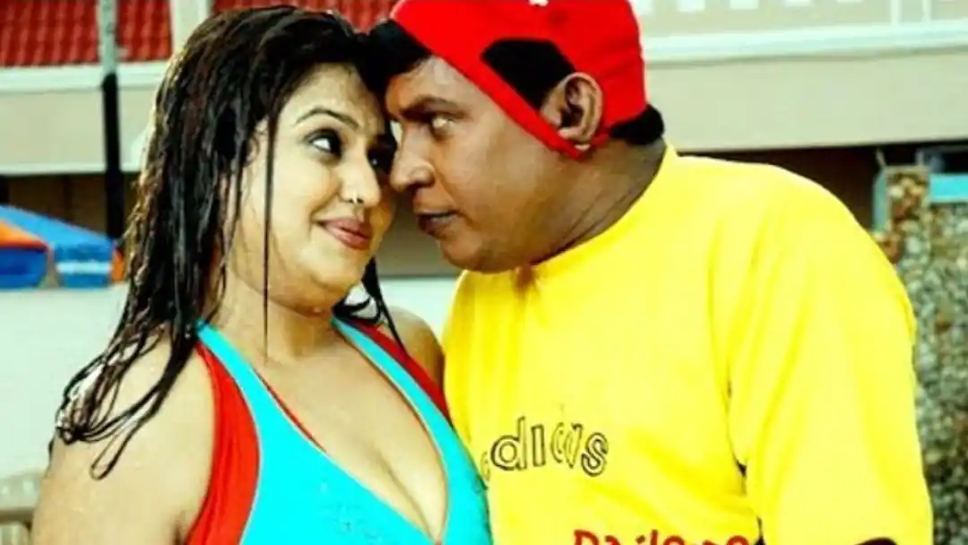 “பிச்சை கூட எடுப்பேன்…. ஆனா வடிவேலு கூட மட்டும்” சீறும் நடிகை சோனா…. சக நடிகர்கள் ஏன் வடிவேலுவை வெறுக்கிறார்கள்….?