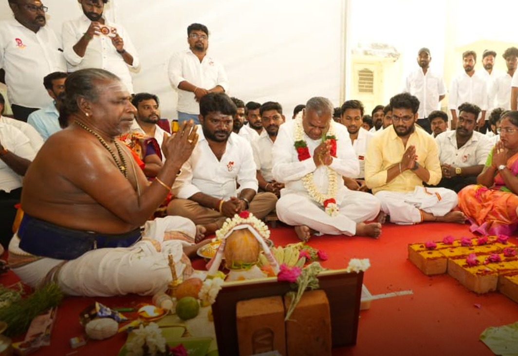 “தேர்தல் நெருங்கும் வேளையில் தவெகவின் அடுத்த மூவ்!”.. சென்னையில் வரிசையாக திறக்கப்படும் அலுவலகங்கள்..களைகட்டும் தேர்தல் களம்..!!!!!