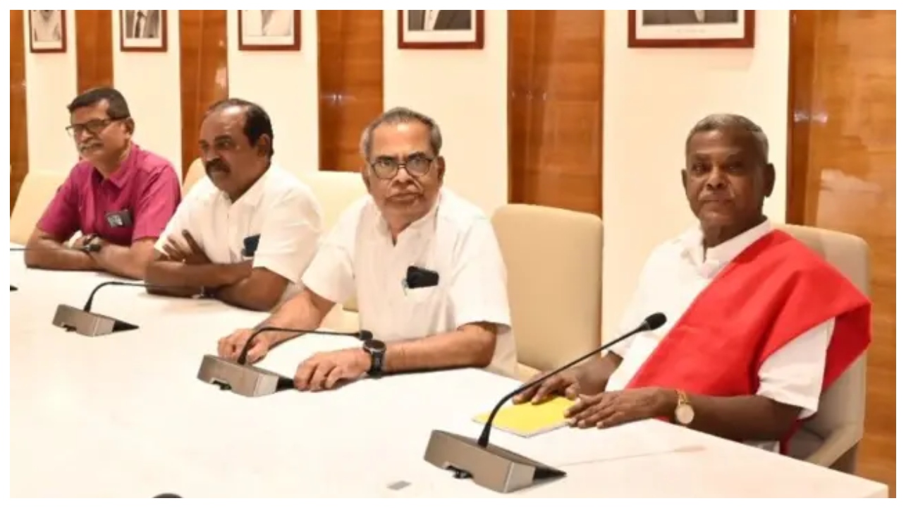 “எங்களுக்கு சீட் முக்கியமில்லை, இதுதான் முக்கியம்”… ஸ்டாலின் கேட்டுக் கொண்டதும் இறங்கி வந்த சிபிஎம்… பெ. சண்முகத்தின் அதிரடிப் பதில்..!!!