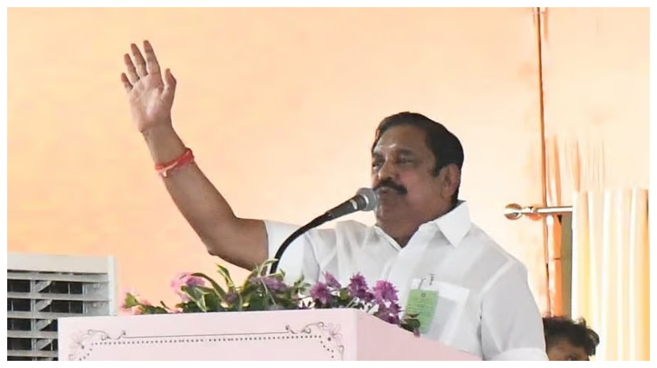திமுகவை வறுத்தெடுத்த இபிஎஸ்…. காங்கிரஸ் – திமுக கொள்கை ஒன்றா?… இபிஎஸ்ஸின் அனல் பறக்கும் தேர்தல் பரப்புரை…!!!