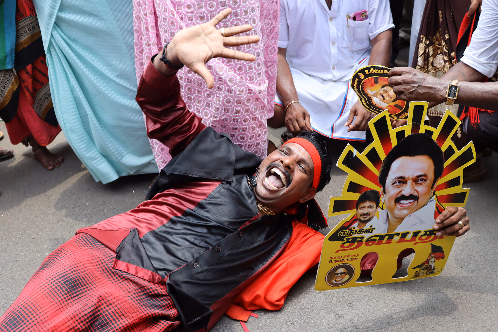 “9 மடங்கு அதிக நிதி!” – தமிழக ரயில்வே திட்டங்களில் மோடி அரசின் இமாலய சாதனையில் ஸ்டிக்கர் ஒட்டும் திமுக…?