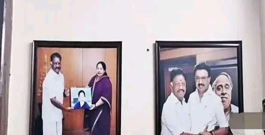பல்டி அடித்த ஓபிஎஸ்! ஸ்டாலின் படத்திற்கு பக்கத்திலேயே ஜெ. போட்டோ…. மகனின் கோபத்தால் பயந்து போனாரா ‘பன்னீர்’….?