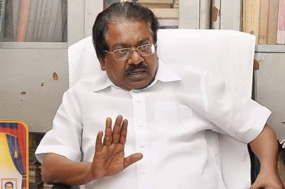 ​”விஜய் + NDA = திமுக-வுக்கு கொண்டாட்டம்” ​பாஜக கூட போன எவனும் உருப்பட்டதில்லை…. டி.கே.எஸ். இளங்கோவன் அதிரடி….!!