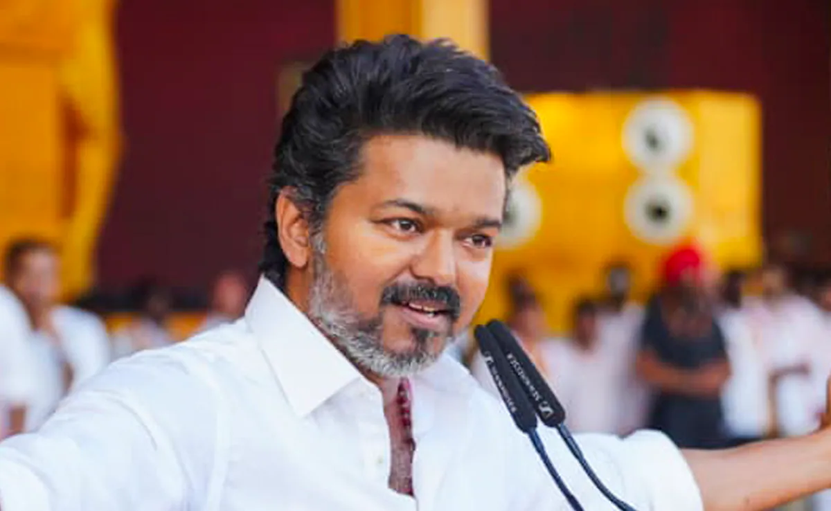 “விஜய் ஒரு கைப்பாவையா?” – தளபதியை சுத்தி இருக்கிறவங்க யாரு….? ஜீவசாகாப்தன் கிளப்பிய புது குண்டு…. அதிரவைக்கும் அரசியல் கணிப்பு….!!