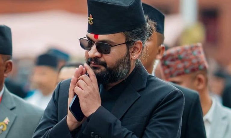 “100 நாள் கல்வி புரட்சி”… அரசியல் கட்சிகளின் மாணவர்கள் அமைப்புகளுக்கு தடை… நெருப்பின் மீது கை வைப்பதா..? நேபாள புதிய பிரதமர் அறிவிப்பால் வெடித்த சர்ச்சை..!!!