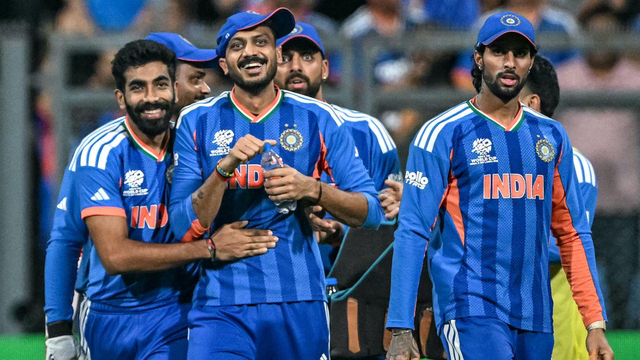 இந்திய அணி ‘ருத்ரதாண்டவம்’…. 5 விக்கெட் இழப்பிற்கு 255 ரன்கள்…. நியூசிலாந்து அணிக்கு இமாலய செக்….!!