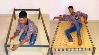 “நம்பவே முடியல!” வெறும் செலோ டேப்பில் செய்த கட்டில்.. அமர்ந்தால் உடையுமா? – பார்ப்பவர்களை பதற வைக்கும் வைரல் வீடியோ..!!