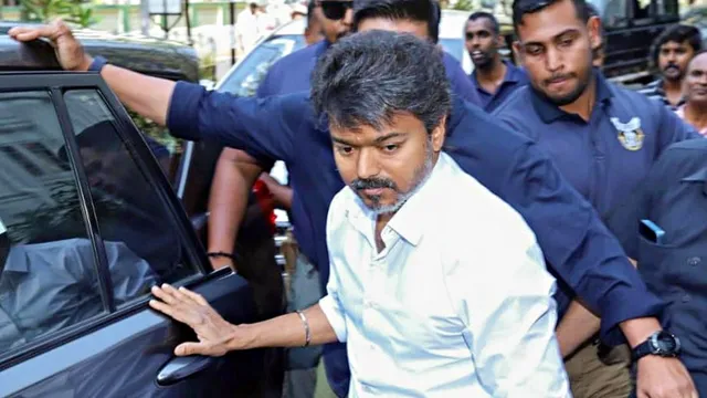 “பெரம்பூரில் இல்லை.. திருச்சியில் உண்டு!” – விஜய் தாக்கல் செய்த வேட்புமனுவில் திடீர் மாற்றம்.. தேர்தல் அதிகாரிகள் ஷாக்..!!