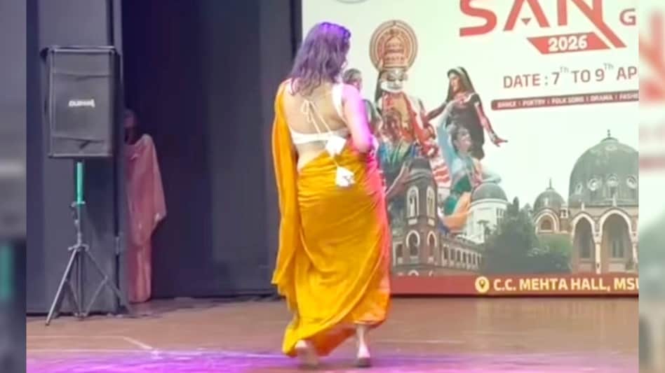 “நான் சேலை அணிந்திருந்தேன், இதில் என்ன ஆபாசம் இருந்தது?” ஒரே ஒரு டான்ஸ்.. மாணவியின் நடனத்தால் எழுந்த கடும் எதிர்ப்பு.. வைரல் வீடியோ பின்னணி..!!