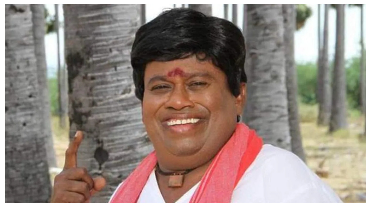 “எங்களை இத்தனை ஆண்டுகள் சிரிக்க வைத்த மகா கலைஞன் பல்லாண்டு காலம் ஆரோக்கியத்துடன் வாழ வேண்டும்”.. இணையத்தில் குவியும் வாழ்த்துகள்..!!