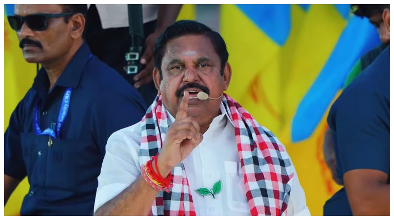 “பூனைக்குட்டி வெளியே வந்துடுச்சு”…  ஓ.பன்னீர்செல்வத்தின் முகத்திரையை கிழித்த ஈபிஎஸ்… காஞ்சிபுரத்தில் பரபரப்பு பேச்சு…!!!