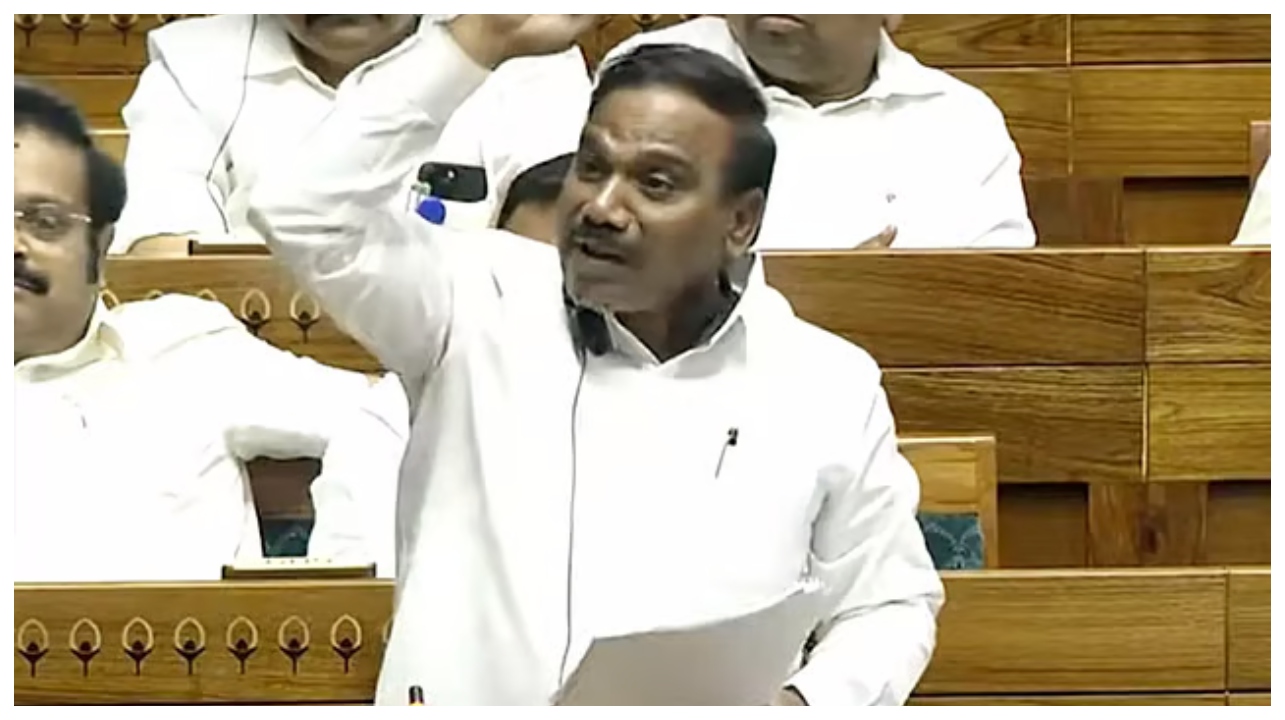 “தேசியவாதம் பற்றி எங்களுக்குத் தெரியாதா?”… பாஜக எம்.பி.க்கு ‘வரலாற்றுப் பாடம்’ எடுத்த ஆ.ராசா… வாயடைத்துப் போன நாடாளுமன்றம்..!!!