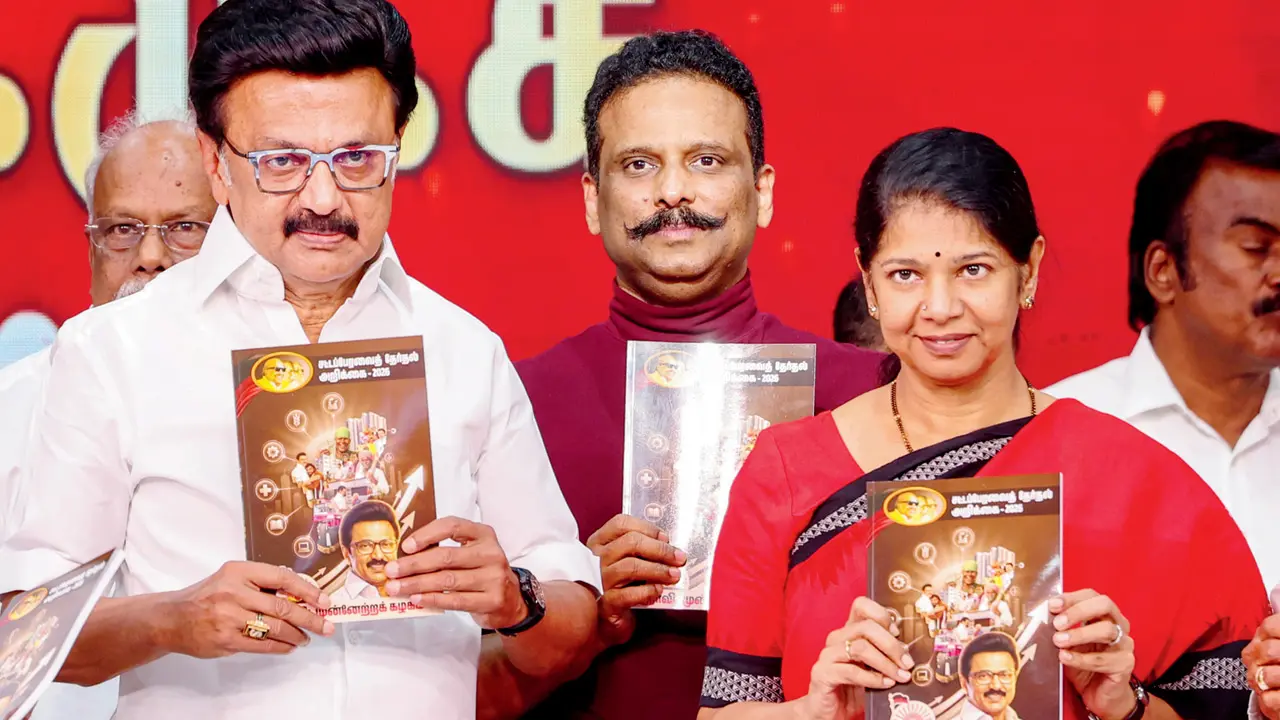 OPS முதல் கல்விக் கடன் ரத்து வரை…! “பழசையே நிறைவேத்தாத திமுக”… இப்ப புதுசா ரூ.8000 கூப்பன்.. அப்ப எல்லாமே தேர்தல் நாடகமா..? திமுக தேர்தல் அறிக்கையில் கடும் அதிருப்தி..!!