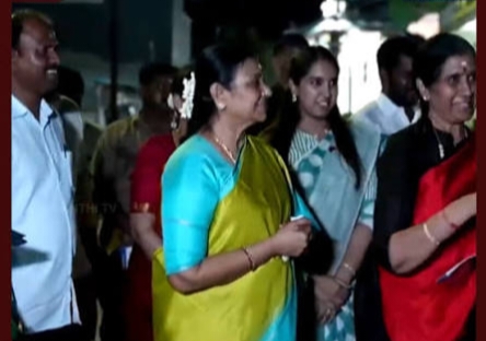 “யாரு வந்துருக்கான்னு பார்த்தீங்களா?” தேர்தல் களத்தில் இறங்கிய முதல்வர் மனைவி.. திமுக வேட்பாளருக்காக களமிறங்கிய துர்கா ஸ்டாலின்.. அதிர்ந்து போன மக்கள்..!!
