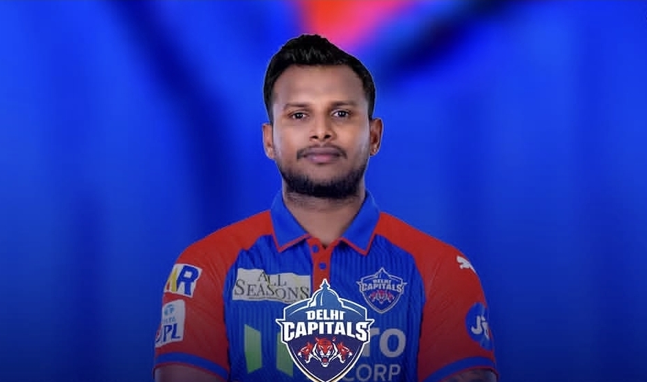 “கம்பேக்-னா இப்படி இருக்கணும்”  ஒரே ஓவரில் ஆட்டத்தை மாற்றிய தமிழக வீரர்…. நடராஜனின் விக்கெட் வேட்டை….!!
