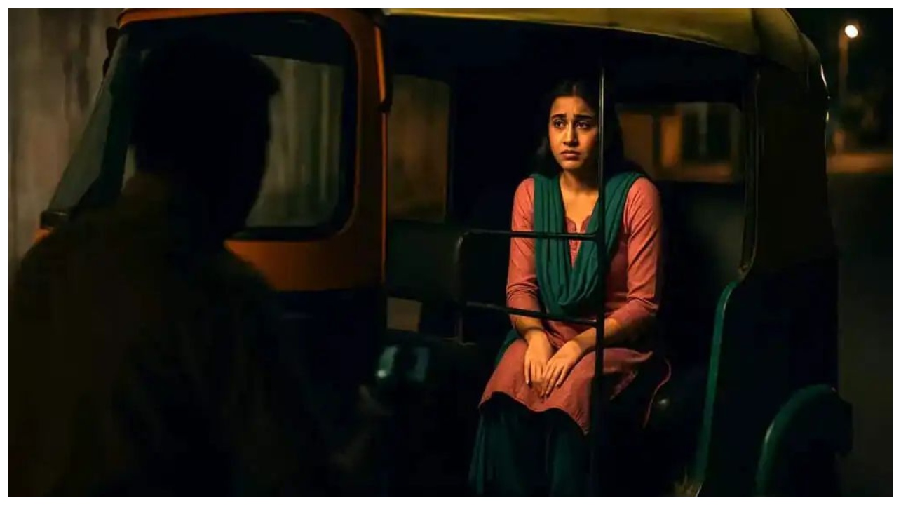 “இது தெரிஞ்சா பெற்றோர் திட்டுவாங்க” … ஆட்டோ ஓட்டுநருடன் பீச்சில்… பெண்ணின் அந்தரங்க உறுப்பில் இருந்த சிசேரியன் பிளேடு மட்டும் கல்… வெளியான திடுக்கிடும் உண்மை…!!!