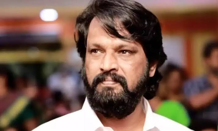 “சட்டசபைக்கு சீமான் போயே ஆகணும்!”.. வாரிசு அரசியலை வெளுத்து வாங்கிய இயக்குநர் சேரன்.. இணையத்தில் வைரலாகும் பதிவு.. அதிரும் தேர்தல் களம்..!!