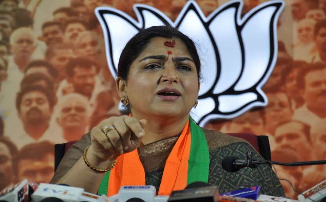 “சுயமரியாதை முக்கியம்!”.. திமுக-வில் இருந்து ஏன் வெளியேறினேன் தெரியுமா..? ரகசியத்தை உடைத்த குஷ்பு..!!