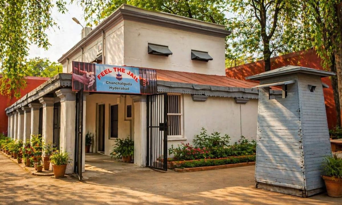 “Feel the Jail”… 500 ரூபாய் கொடுத்தால் ஒருநாள் ‘ஜெயில்’ வாழ்க்கை… சீருடை கூட இருக்கு… தெலங்கானா அரசின் அதிரடி திட்டம்…!!!