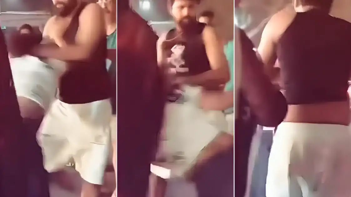 “தட்டி கேட்க ஒரு ஆள் இல்லையா?” நடுரோட்டில் பெண்ணை அறைந்த நபர்.. அடிதடியை தடுத்து நிறுத்தாம வீடியோ எடுத்த கொடுமை.. இணையத்தில் வைரலாகும் பகீர் காட்சிகள்..!!