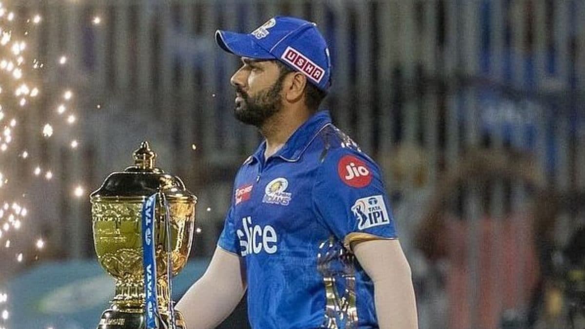 மும்பை அணியில் ரோகித்தின் புதிய மைல்கல் ..?”  6,000 ரன்கள், 5 கோப்பைகள்.. ரசிகர்களை அதிர்ச்சியில் ஆழ்த்திய முக்கிய அறிவிப்பு..!!