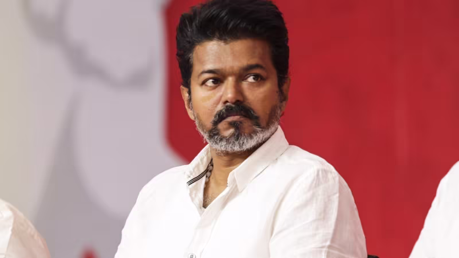 தமிழகத்தில் 8 மாவட்டத்தை கோட்டை விட்ட தவெக…! ஒரு சீட் கூட கிடைக்கல… முதல் மாநாடு கை கொடுக்கலையா…? அதிர்ச்சியில் விஜய்…!!!
