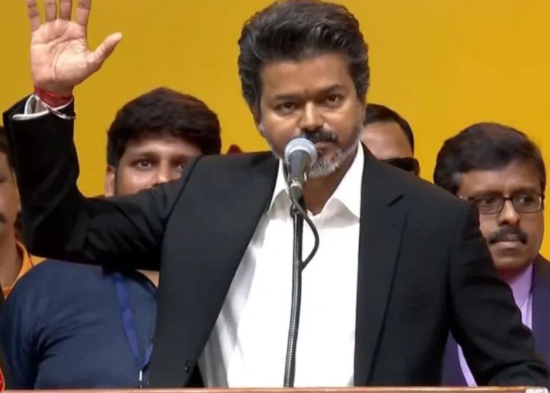 “717 கடைகளுக்கு ஒரே நாளில் மூடுவிழா!” – அதிரடியைத் தொடங்கிய முதலமைச்சர் விஜய்!  அரசாணை வெளியிட்டது தமிழக அரசு..!!