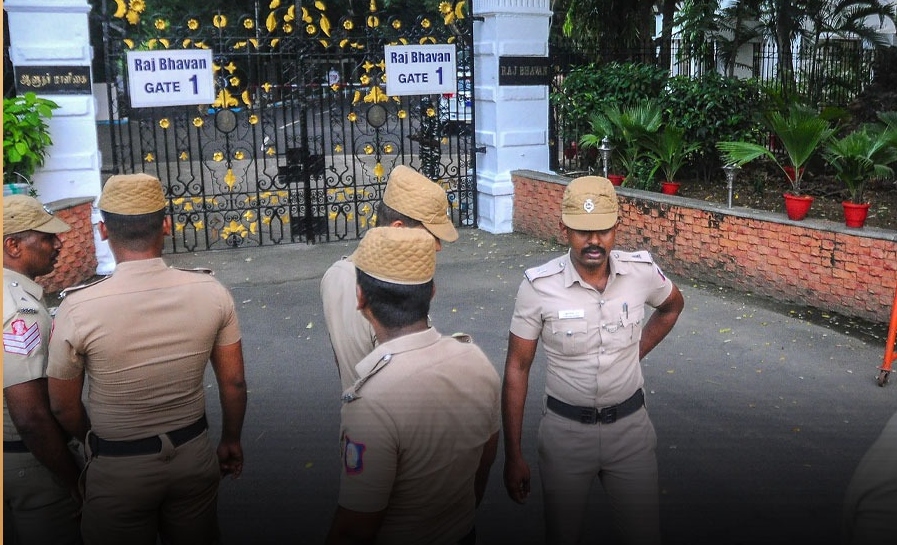 Breaking: “தமிழக அமைச்சரவையில் மெகா மாற்றம்!”.. நாளை காலை 10 மணிக்கு புதிய அமைச்சர்கள் பதவியேற்பு… பரபரக்கும் ஆளுநர் மாளிகை..!!!