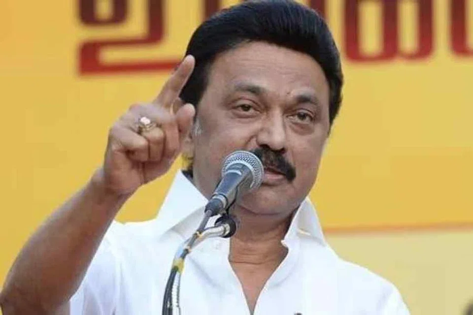 “மறுபடியும் ஒரு தேர்தலா? சான்ஸே இல்லை!”… ஆளுநருக்கு திமுக எம்.எல்.ஏ.க்கள் கூட்டத்தில் போடப்பட்ட அதிரடி தீர்மானம்!