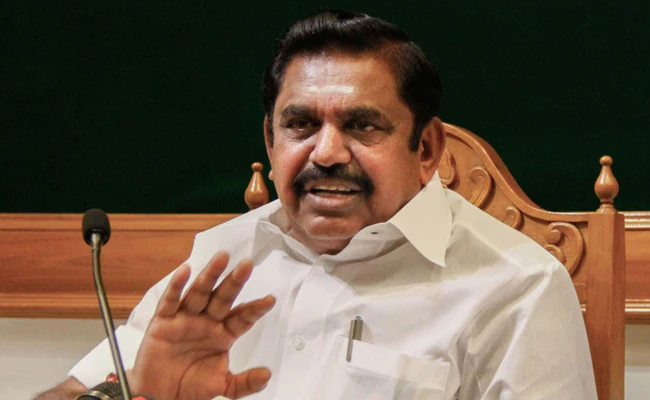 “எந்த குழந்தைகள வச்சு ஓட்டு கேட்டீங்களோ..”.. தமிழக தவெக அரசை கிழித்து தொங்கவிட்ட எடப்பாடி பழனிசாமி..!!!!