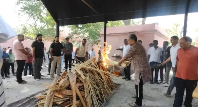 “நீதிபதிக்கே இந்த நிலையா?”.. மனைவி கொடுத்த டார்ச்சரால் போன உயிர்… டெல்லி ஜட்ஜ் தற்கொலையில் அடுத்தடுத்து வெளிவரும் பகீர் தகவல்கள்..!!!!