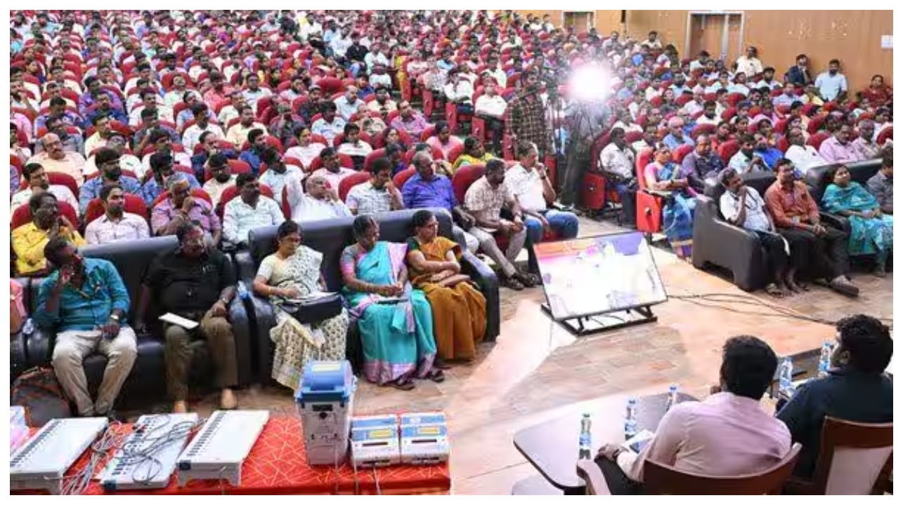 “ப்ளீஸ்… சிரிக்காதீங்க”… வாக்கு எண்ணிக்கையின் போது சிரிக்கக் கூடாதா?… கோவையில் கிளம்பிய புது ரூல்ஸ்…!!!