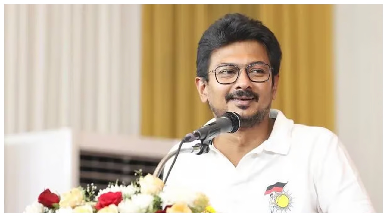 “கோயிலுக்குப் போகக்கூடாதுன்னு சொல்லல” ஆனா… உதயநிதி கொடுத்த அதிரடி விளக்கம்.. ஸ்டாலினே எதிர்பார்க்காத அந்த ஒரு பதில்…!!!