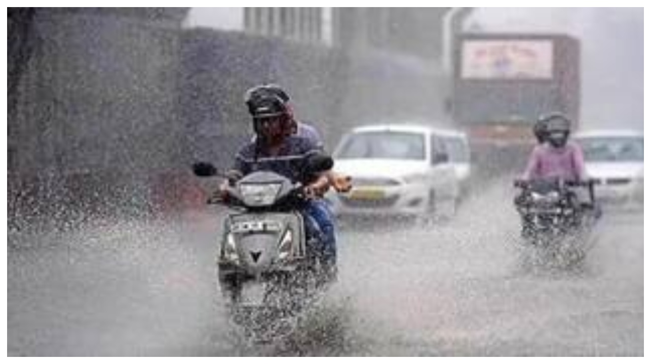 “அய்யோ.. அடுத்த 24 மணி நேரம் ரொம்ப முக்கியம்”… வானிலை மையம் கொடுத்த ‘அதிர்ச்சி’ தகவல்.. ரெடியா இருங்க மக்களே…!!!