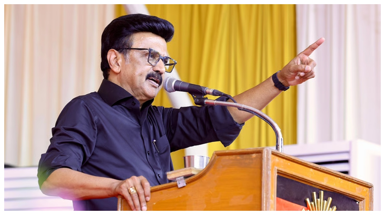 “என் மீதே தப்பு இருந்தாலும் சொல்லுங்க”… மேடையில் உருகிய மு.க.ஸ்டாலின்.. அறிவாலய வட்டாரத்தை உலுக்கிய பின்னணி…!!!