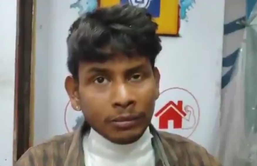 “தூங்கிக்கொண்டிருந்த கணவன்.. பிளேடால் கழுத்தை அறுத்த மனைவி.. மருத்துவமனையில் உயிர் தப்பிய சூரஜ்.. 2வது முறையும் நடந்த அதே கொலைவெறித் தாக்குதல்.. கான்பூரில் நடந்த நிஜ ‘சைக்கோ’ சம்பவம்..!!
