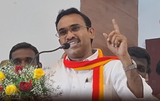 ஸ்டாலின் இப்போ சாமியை வேண்டிக்கிறது தான் நல்லது.! “திரும்ப தேர்தல் வந்தா 234 தொகுதியிலும் தவெக தான் ஜெயிக்கும்.!” – திமுக தலைவர் ஸ்டாலினுக்கு அமைச்சர் அருண்ராஜ் ஓபன் சேலஞ்ச்..!!