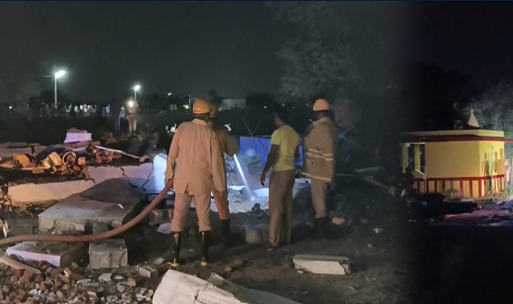 காலையிலேயே சோகம்… கோவில்பட்டி அருகே அரங்கேறிய பயங்கர வெடி விபத்து..  பலியான 2 உயிர்கள்..!!