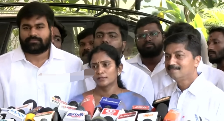 “அழகா இருந்தா ஓட்டு போட்டுருவீங்களா?” விஜய் கட்சிக்கு ரொம்ப நன்றிப்பா…. திமுக மாணவரணி செயலாளர் கொடுத்த ட்விஸ்ட்….!!