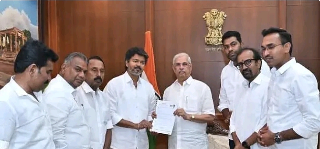 “என்னது…. தவெக கொடுத்த கடிதத்தில் ‘இவ்வளவு பெரிய’ குளறுபடியா?” ஆட்டம் காணும் 108 கணக்கு…. ஷாக்கில் தொண்டர்கள்….!!