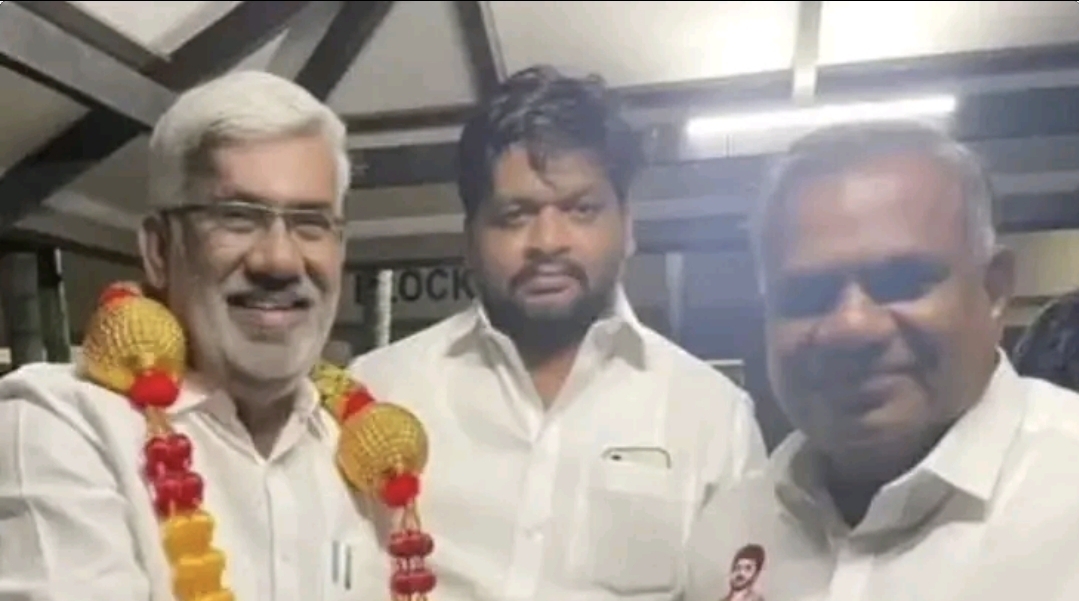 அதிமுக-வின் அடுத்த விக்கெட் காலி…. முன்னாள் அமைச்சர் வெல்லமண்டி நடராஜனின் தவெக-வில் ஐக்கியம்…. அதிர்ச்சியில் இபிஎஸ்….!!