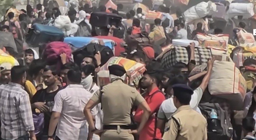 ‘Detect, Delete & Deport’ பாஜக அரசின் ‘3D’ ஆபரேஷன்…. முடிவுக்கு வருகிறதா சட்டவிரோத குடியேற்றம்….? மேற்கு வங்க எல்லையில் கிடுக்கிப்பிடி….!!