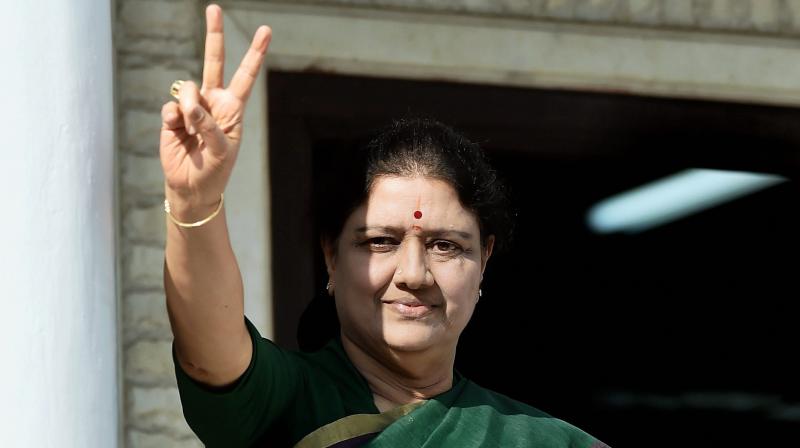“தவெக வெற்றியில் அதிமுகவின் பங்கு?”… சசிகலா சொல்லும் ‘அந்த’ ரகசியம்.. அதிமுகவில் அடுத்தக்கட்ட அதிரடி ஆரம்பம்..!!