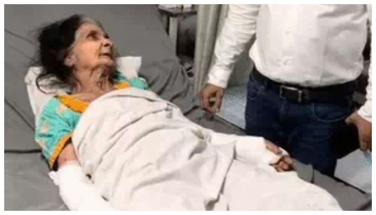 “பாட்டியைக் கொன்ற அதே நாய்.. இப்போ அம்மாவையும் கடித்துக் குதறிய கொடூரம்.. இவ்வளவு நடந்தும் அந்த நாயை விடமாட்டேன்னு சொல்லும் மகன்.. அதிரவைக்கும் பின்னணி..!!”