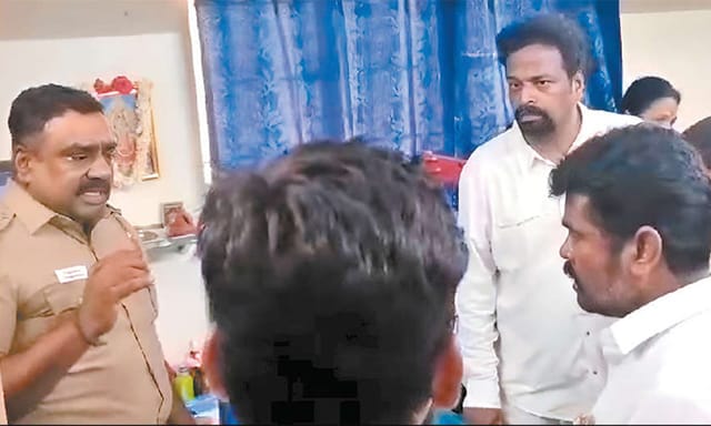 என் காதலன் ஏமாத்திட்டு இன்னொருத்திய கல்யாணம் பண்றான்..! கதறிய பெண்.. கைநீட்டிய போலீஸ்… தவெக எம்எல்ஏ கடும் வாக்குவாதம்.. நடந்தது என்ன..? வீடியோ வைரல்.!