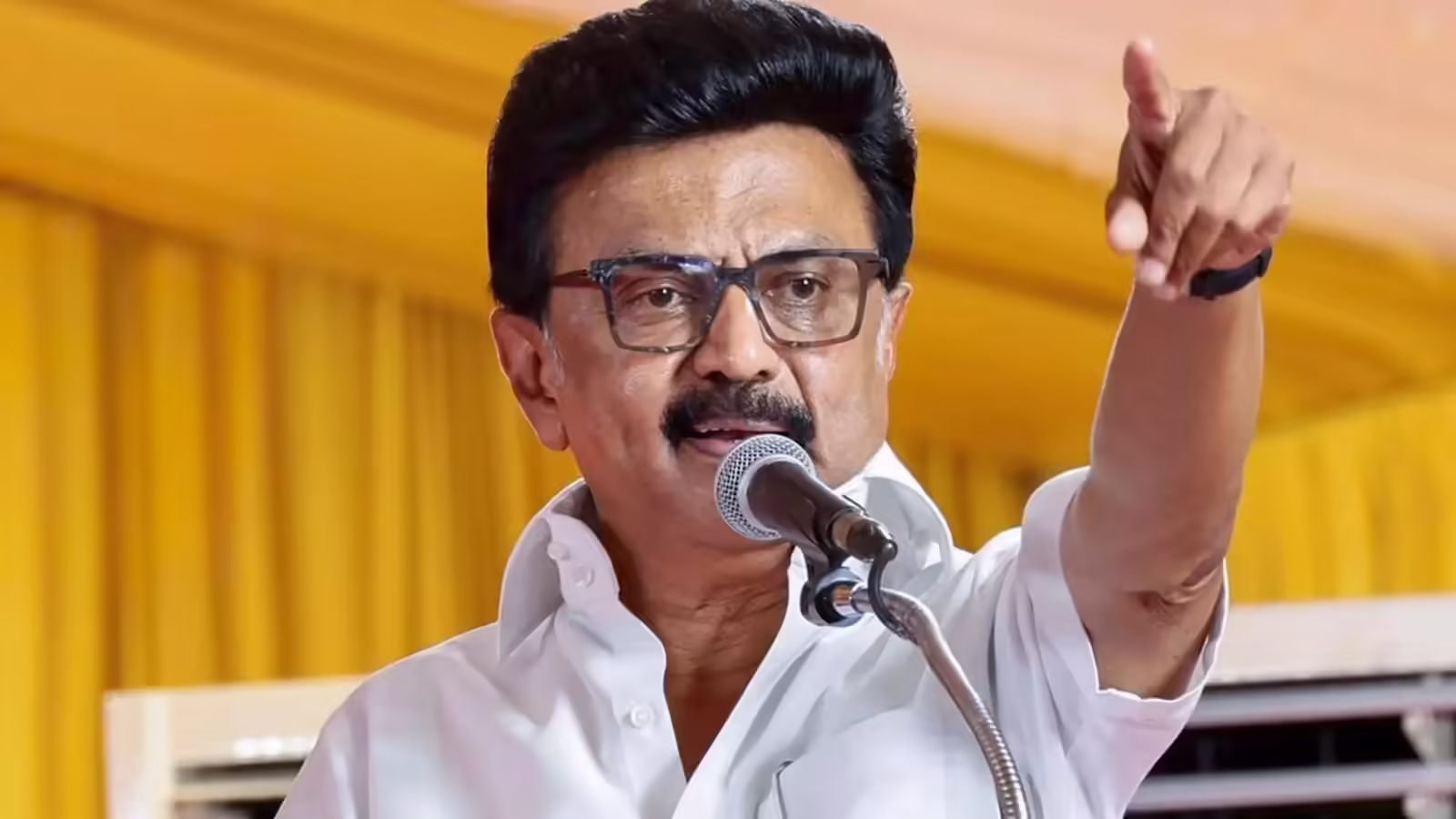 “தயக்கமே வேண்டாம்.. மனசுல உள்ளதை அப்படியே சொல்லுங்க!” மு.க.ஸ்டாலின் வெளியிட்ட அதிரடி அறிவிப்பு.. திமுகவில் புதிய புரட்சி.. எம்.பி, எம்.எல்.ஏ-க்களுக்கு விழுந்த அதிரடி கட்டளை..!!”