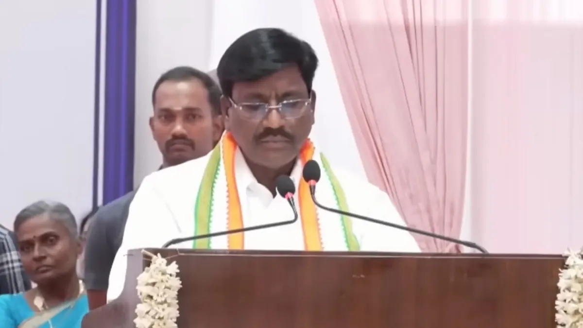 என் பேச்சை தப்பா திரிச்சிட்டாங்க!”.. அமைச்சர் விஸ்வநாதன் சீற்றம்… கோட்டையில் கிளம்பிய புதுப் புயல்..!!!