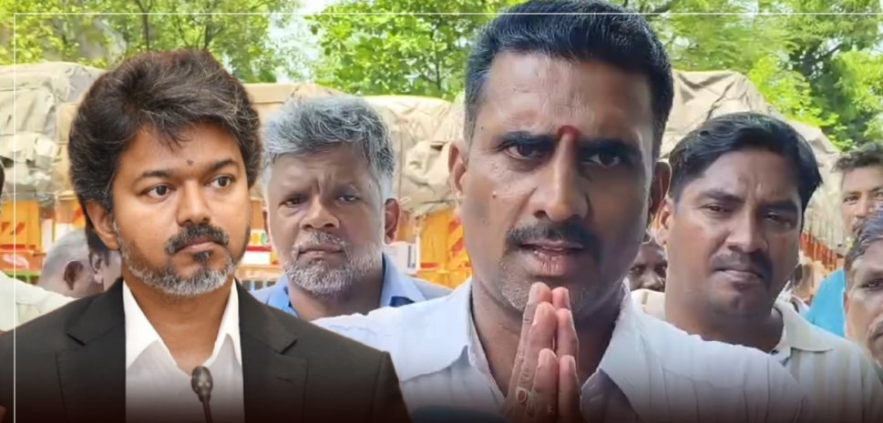 “சம்பளம் 12 ஆயிரம்தான்.. நாங்க எப்படி வாழறது?”.. விஜய் சாருக்கு கோரிக்கை வைக்கும் டாஸ்மாக் ஊழியர்கள்… உருக்கமான பேட்டி..!!!!!