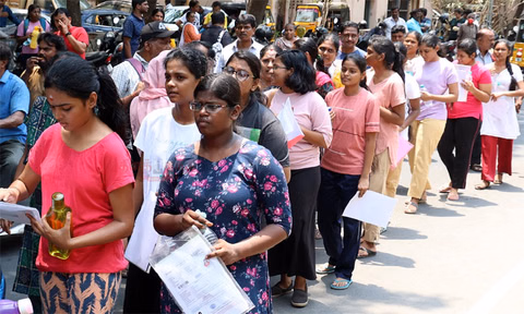“உயிரியலில் வெறும் 20 மதிப்பெண்”..  சிபிஐ விசாரணையில் சிக்கிய ரிஷி! – அம்பலமானது நீட் வினாத்தாள் கசிவு மர்மம்..!!