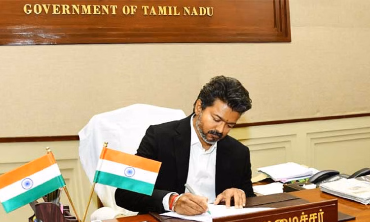 “அரசியல் வியூக வகுப்பாளர் டூ சிஎம் அட்வைசர்.!”   ‘அந்த’ இரண்டு முக்கிய நபர்கள்.!  முதலமைச்சர் விஜய் எடுத்த ‘அந்த’ ஒரு அதிரடி முடிவு.!!